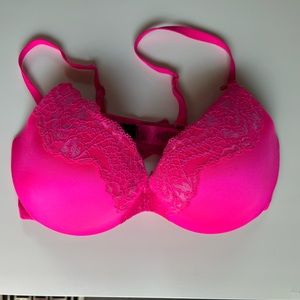 La SENZA Hot Pink push up bra size 34 C. Like new condition
